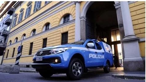 uccide rapinatori rolex|Milano, dopo 14 rapine la polizia arresta la 'banda dei Rolex .